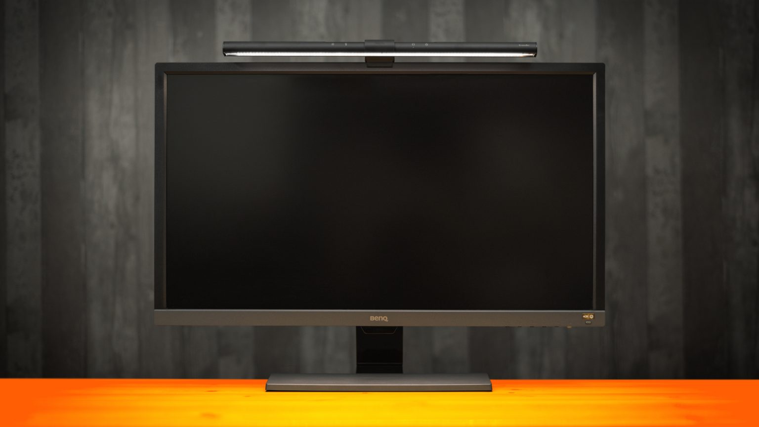 Review: BenQ ScreenBar - Optimaal licht op je werkoppervlak - Toms Tech